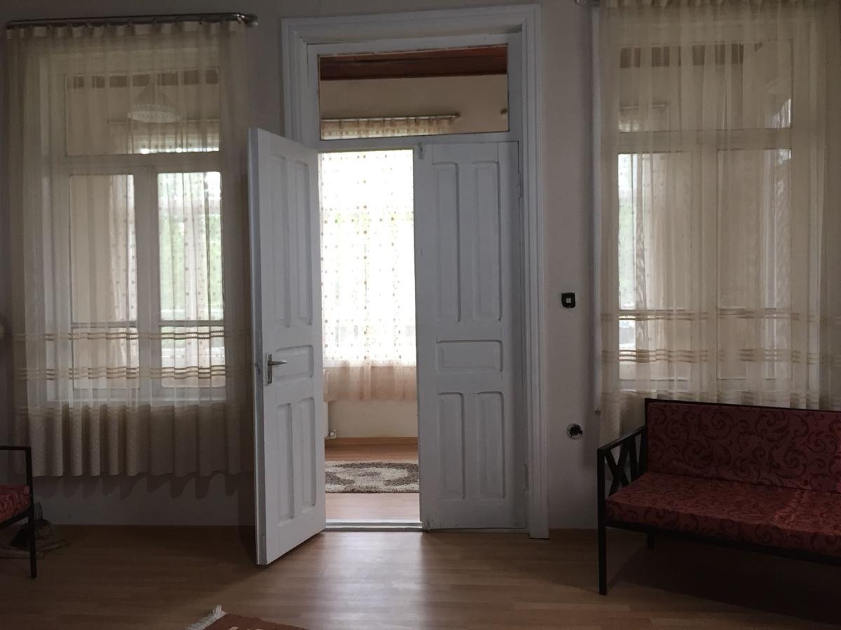 Lazuri Keria Family Guesthouse Khoni Exterior photo